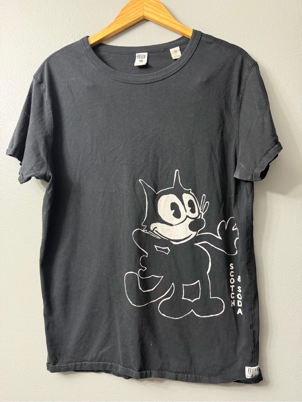 Scotch & Soda Black Tee with White Felix Graphic - Men large